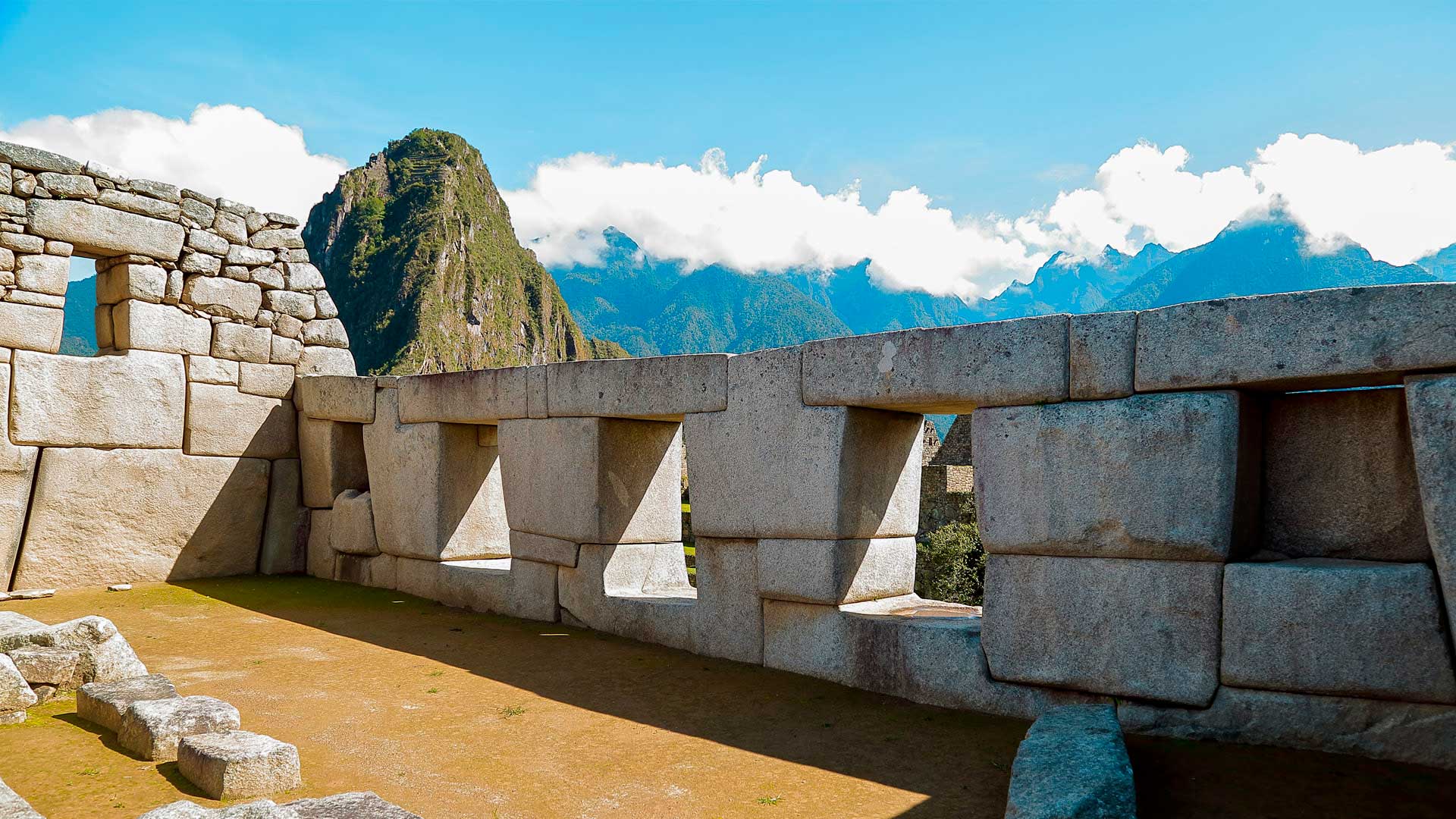 Detailed photo of the impressive Inca constructions in Machu Picchu